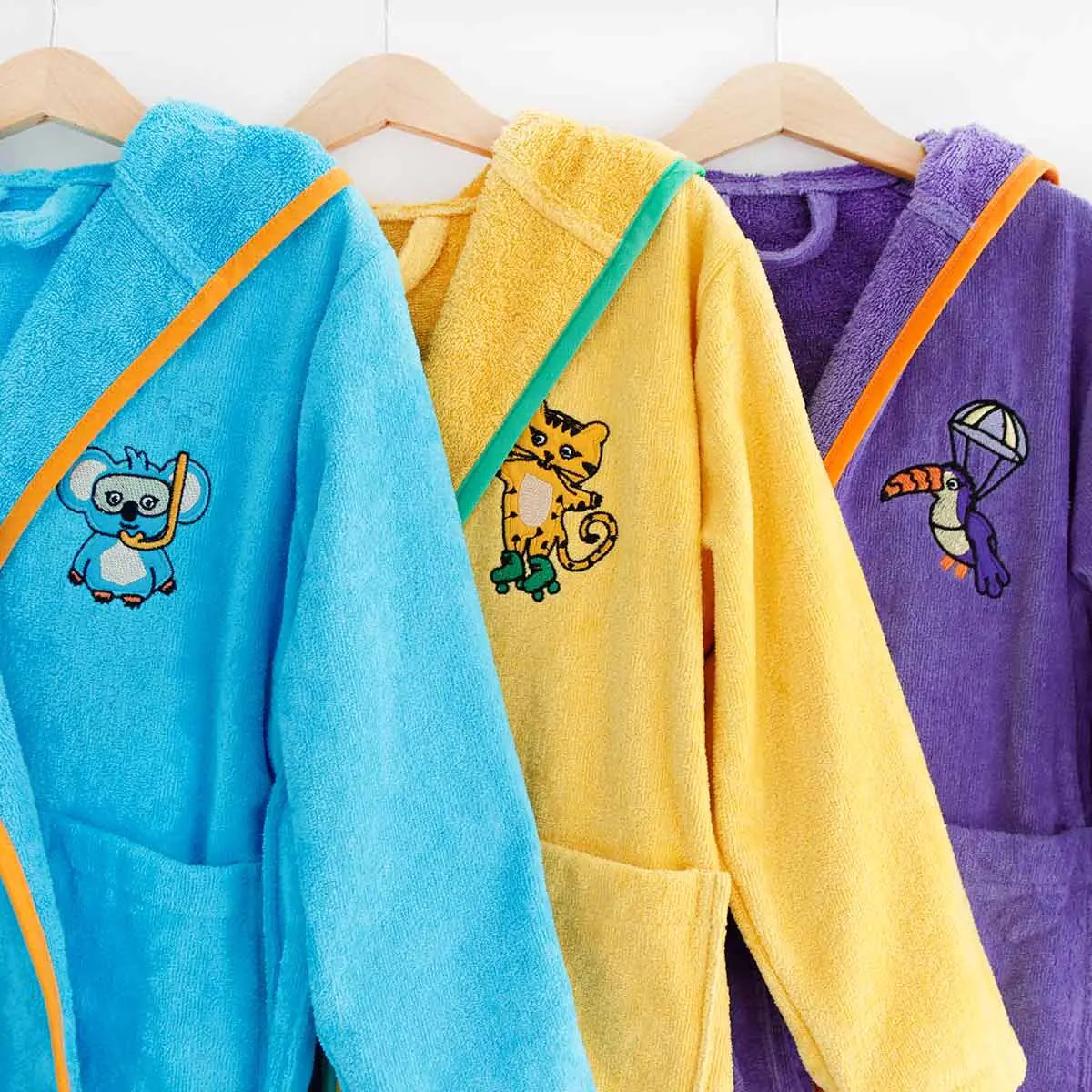 Cotton Kids Bathrobe (5-6 y.o) - Flying Toucan Tiko