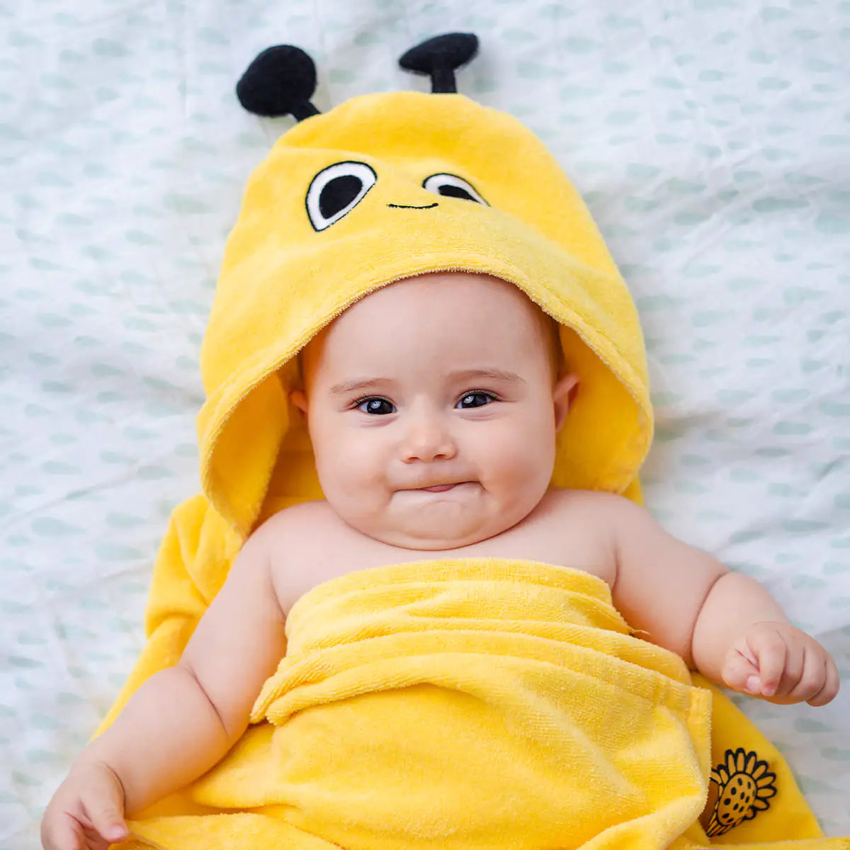 Cotton Hooded Baby Towel — Buzzy Bee Bella